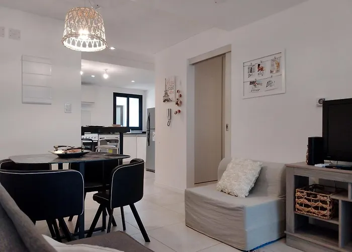 Departamento L246, Centrico Con Estacionamiento